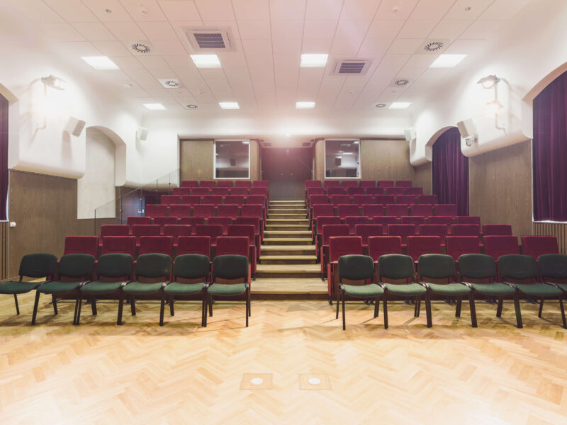 Sala wielofunkcyjna w Noworudzkiej Agencji Rozwoju Regionalnego, zdjęcie 8