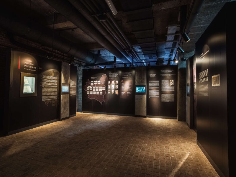 Muzeum Armii Krajowej, realizacja AplusV, zdjęcie 1