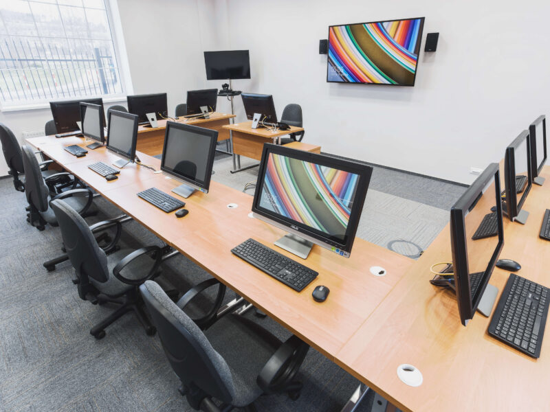Sala wielofunkcyjna w Noworudzkiej Agencji Rozwoju Regionalnego, zdjęcie 3