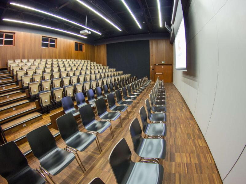 Sala widowiskowo-koncertowa w Koziegłowach, realizacja AplusV, zdjęcie 4
