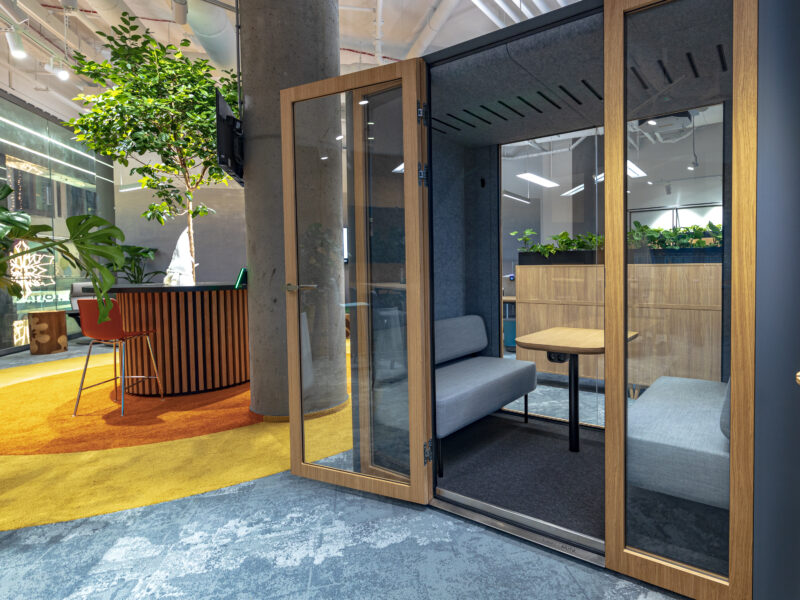 Showroom w budynku Plac Unii, realizacja AplusV, zdjęcie 11
