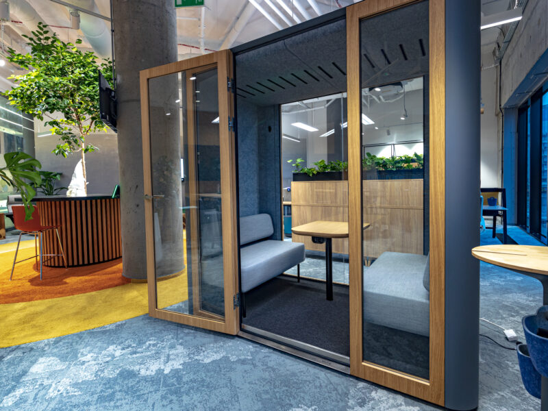 Showroom w budynku Plac Unii, realizacja AplusV, zdjęcie 5