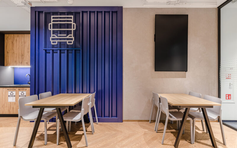 Sala w firmie Kuehnenagel