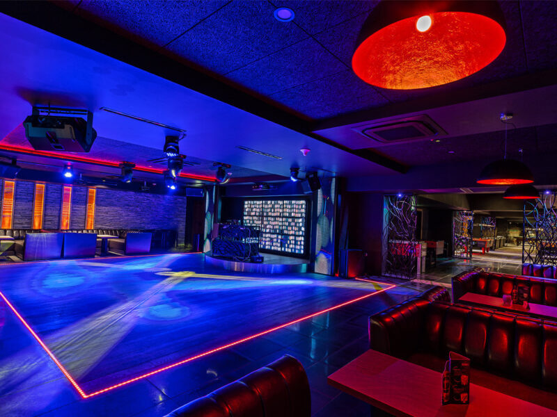 Restauracja, Bar, Klub muzyczny, VIP Room