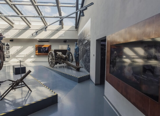 image deco: Arsenal Museum of Fortifications and Weaponry