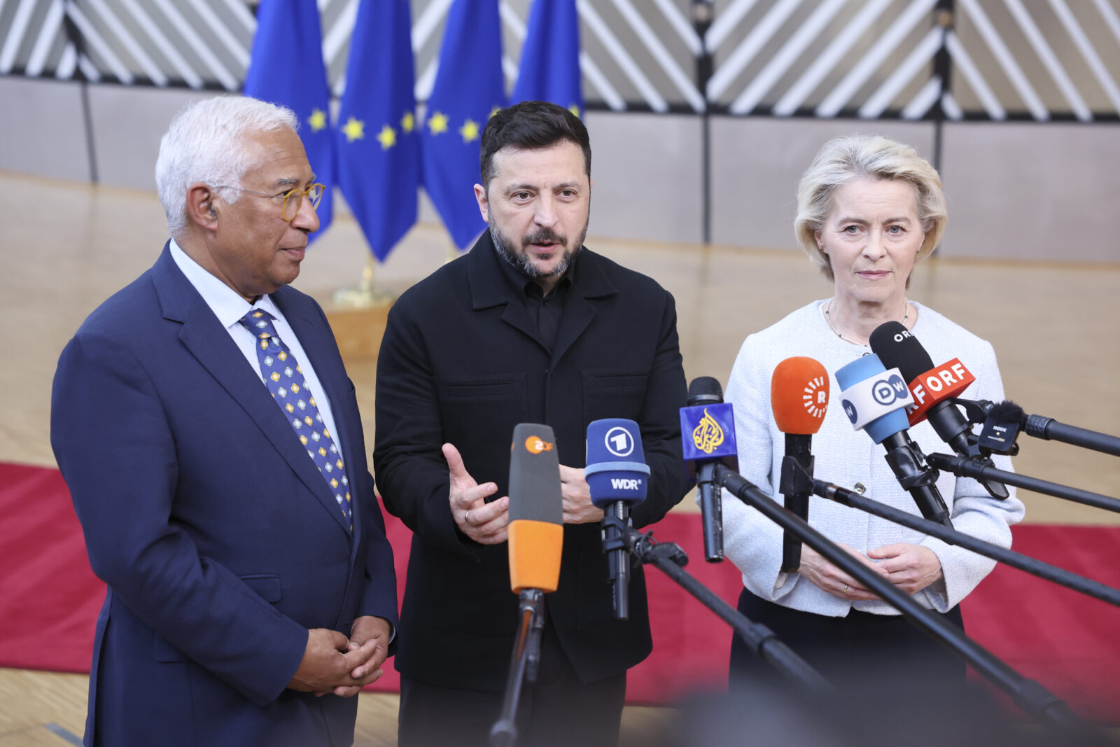 Sukces modernizacji sali konferencyjnej Rady Europejskiej w budynku Europa w Brukseli