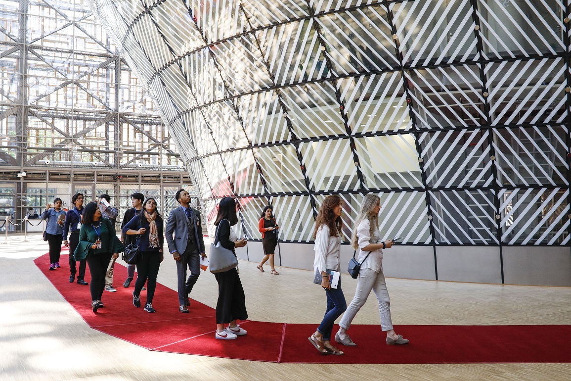 Sukces modernizacji sali konferencyjnej Rady Europejskiej w budynku Europa w Brukseli